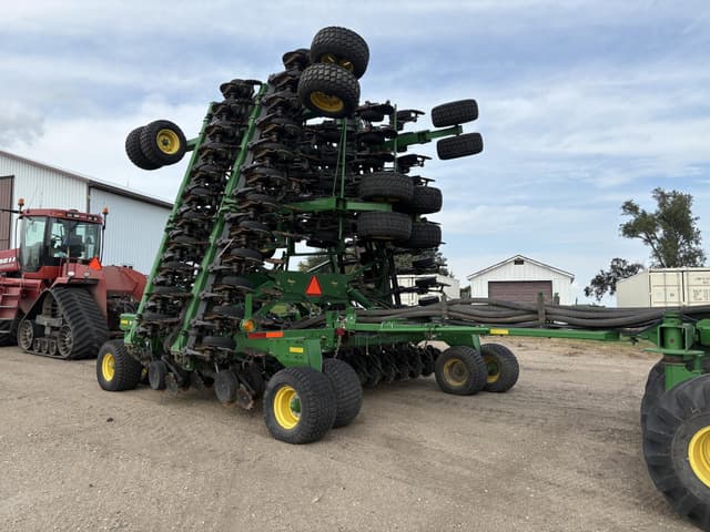 Image of John Deere 1890 equipment image 2