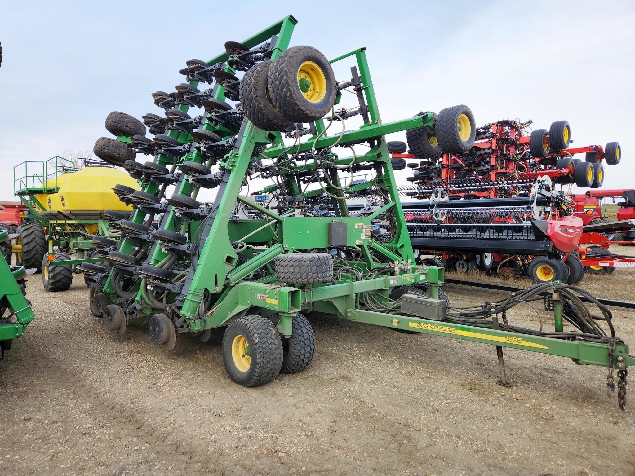 2013 John Deere 1895 Equipment Image0