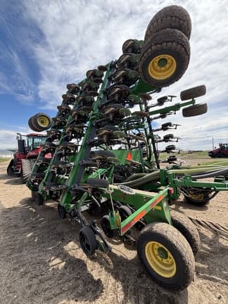 Image of John Deere 1895 equipment image 4