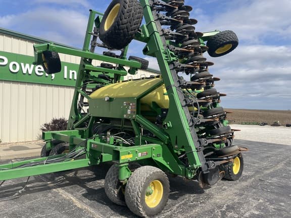 Image of John Deere 1990 equipment image 1