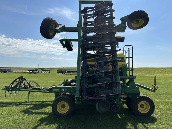 Image of John Deere 1990 equipment image 2
