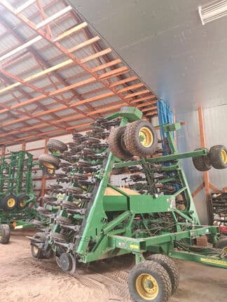 Image of John Deere 1990 equipment image 3