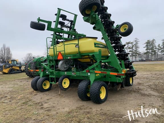 Image of John Deere 1990 equipment image 4