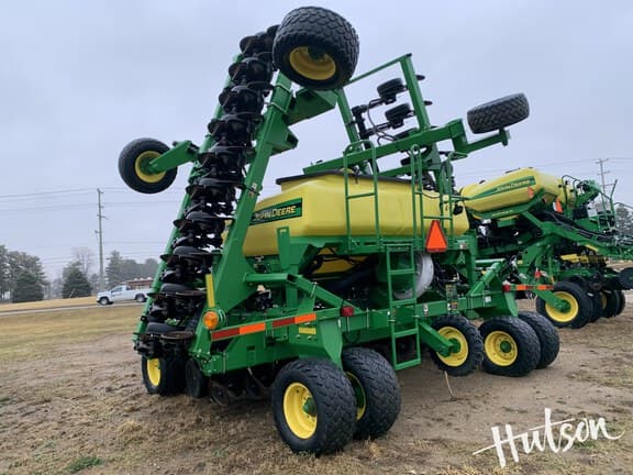 Image of John Deere 1990 equipment image 3