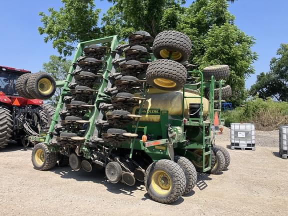 Image of John Deere 1990 equipment image 3
