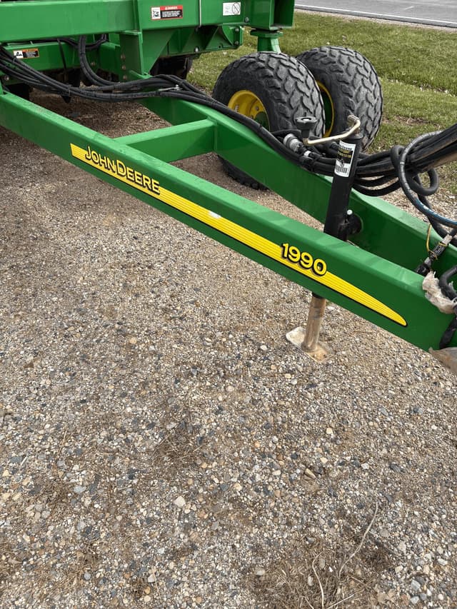 Image of John Deere 1990 equipment image 3