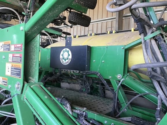 Image of John Deere 1990 equipment image 1
