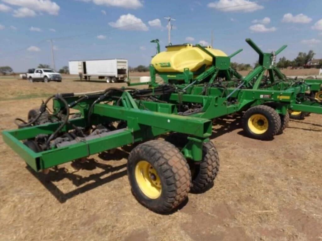 Image of John Deere 1990 Primary image