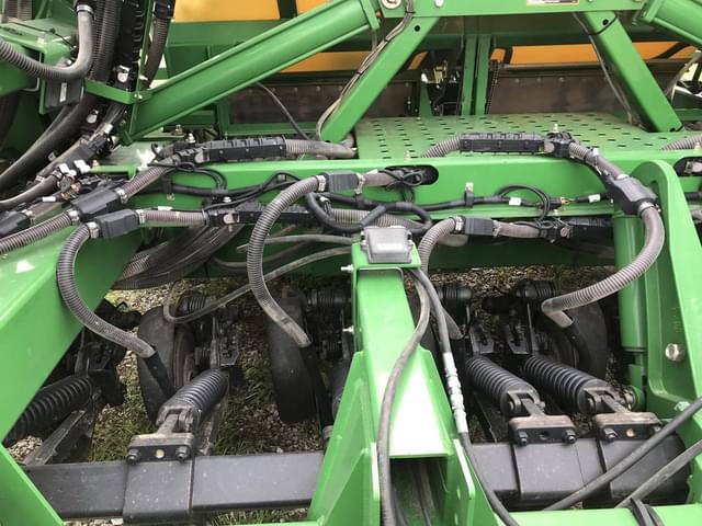 Image of John Deere 1990 equipment image 4
