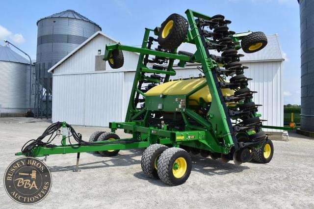Image of John Deere 1990 equipment image 4