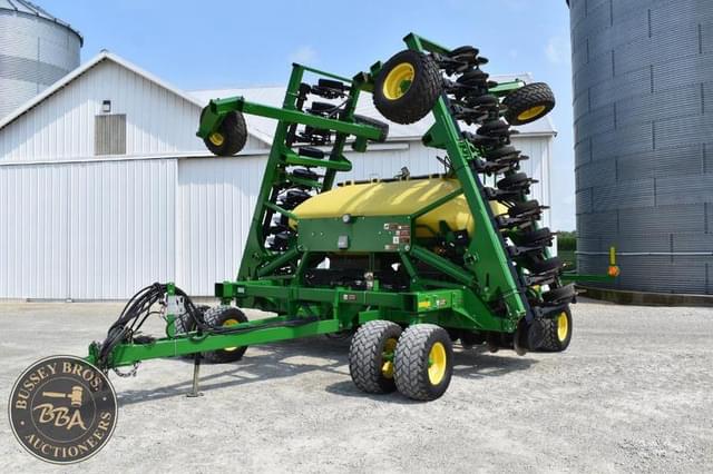 Image of John Deere 1990 equipment image 1
