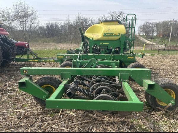 Image of John Deere 1990 equipment image 4