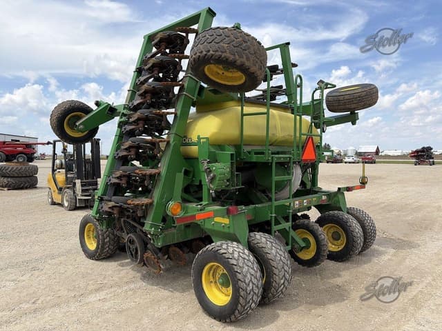 Image of John Deere 1990 equipment image 4