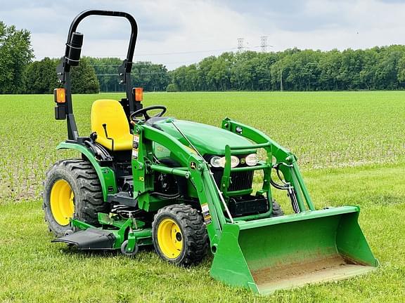 Image of John Deere 2025R Primary image