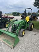 2013 John Deere 2032R Image