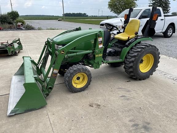 Image of John Deere 2032R Primary image