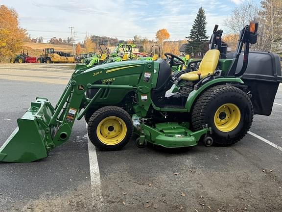 Image of John Deere 2032R equipment image 3