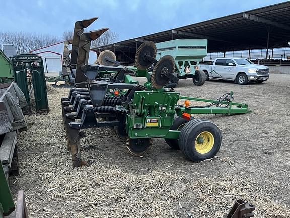 Image of John Deere 2100 equipment image 2