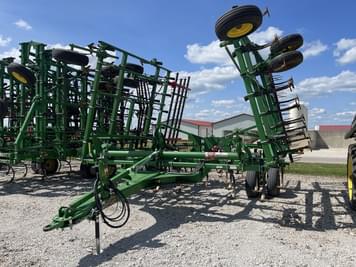 Main image John Deere 2210L