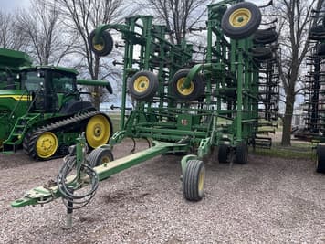 Main image John Deere 2210
