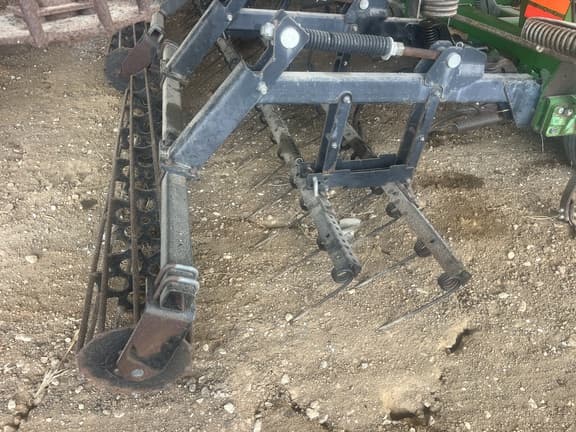 Image of John Deere 2210 equipment image 4