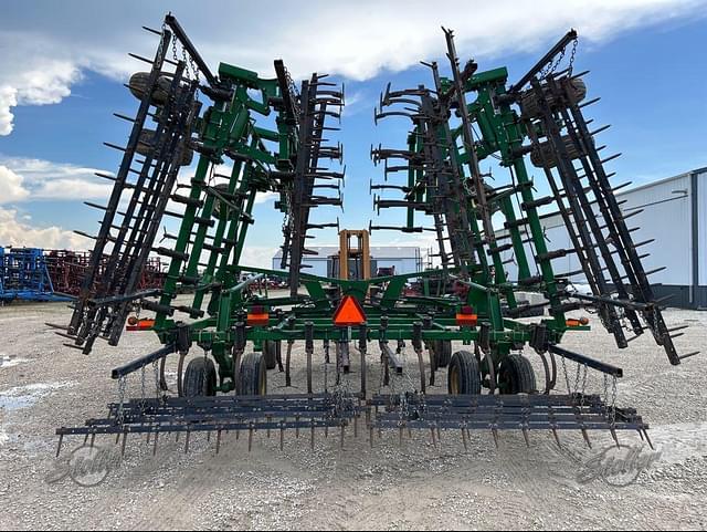 Image of John Deere 2210 equipment image 3