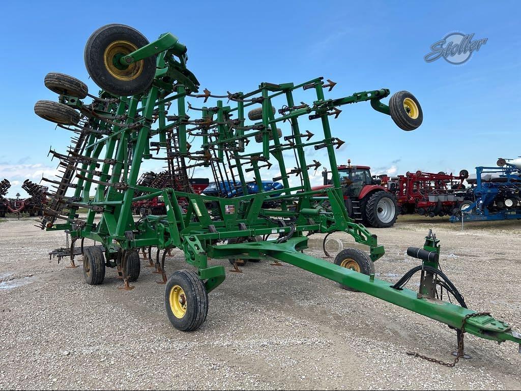 Image of John Deere 2210 Primary image