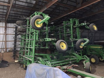 Main image John Deere 2210