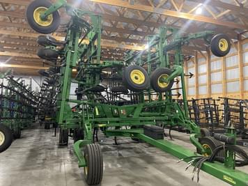 Main image John Deere 2210