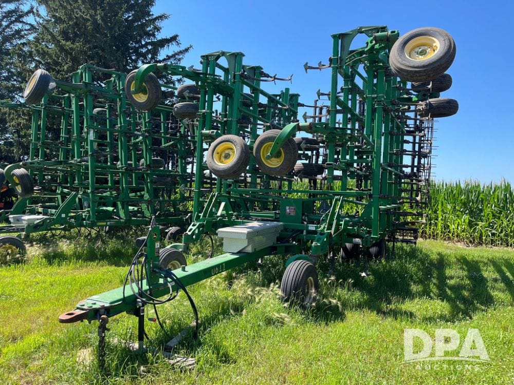 2013 John Deere 2210 Equipment Image0