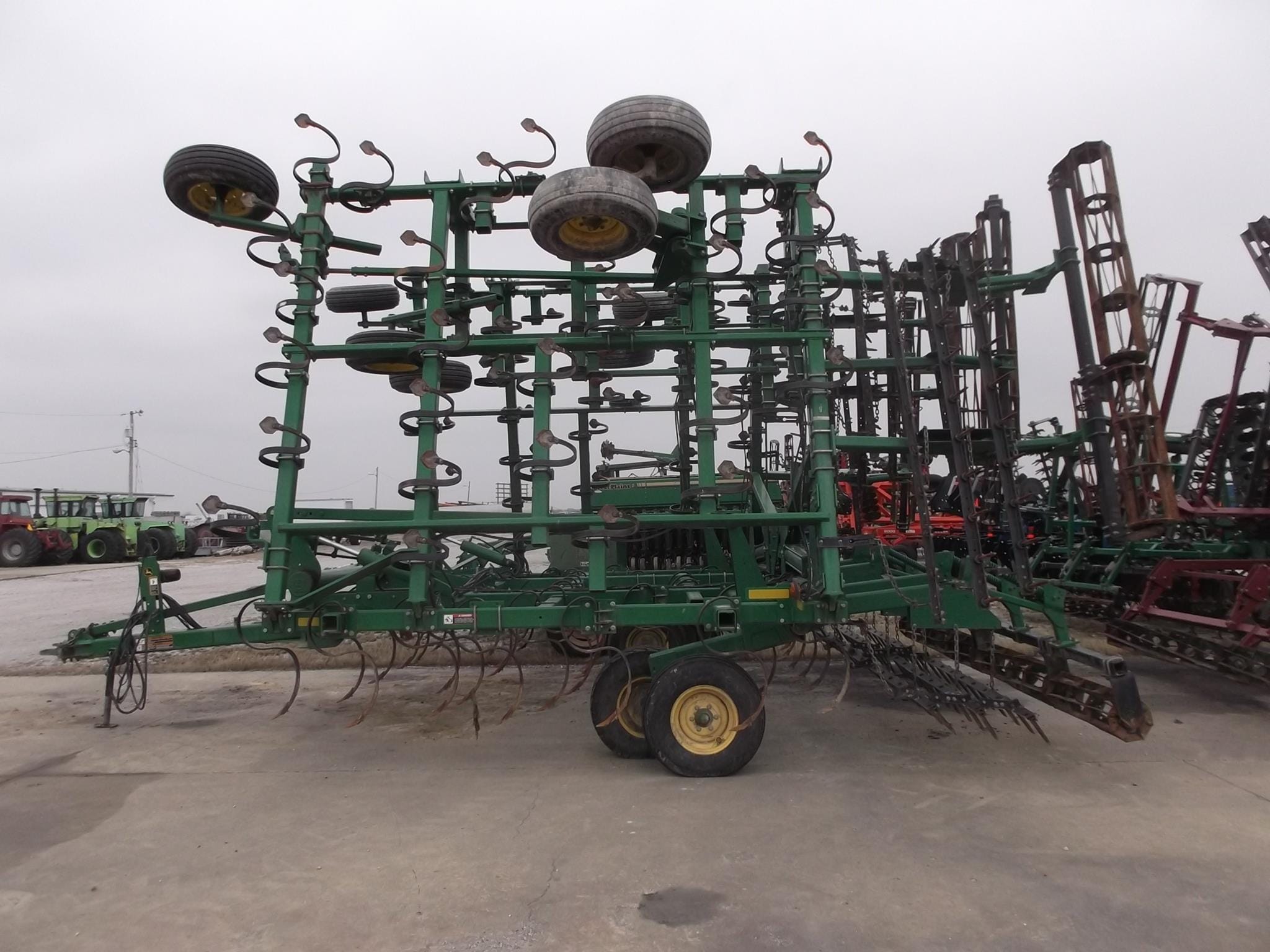 2013 John Deere 2210 Equipment Image0