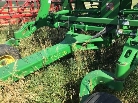 Image of John Deere 2210 equipment image 4