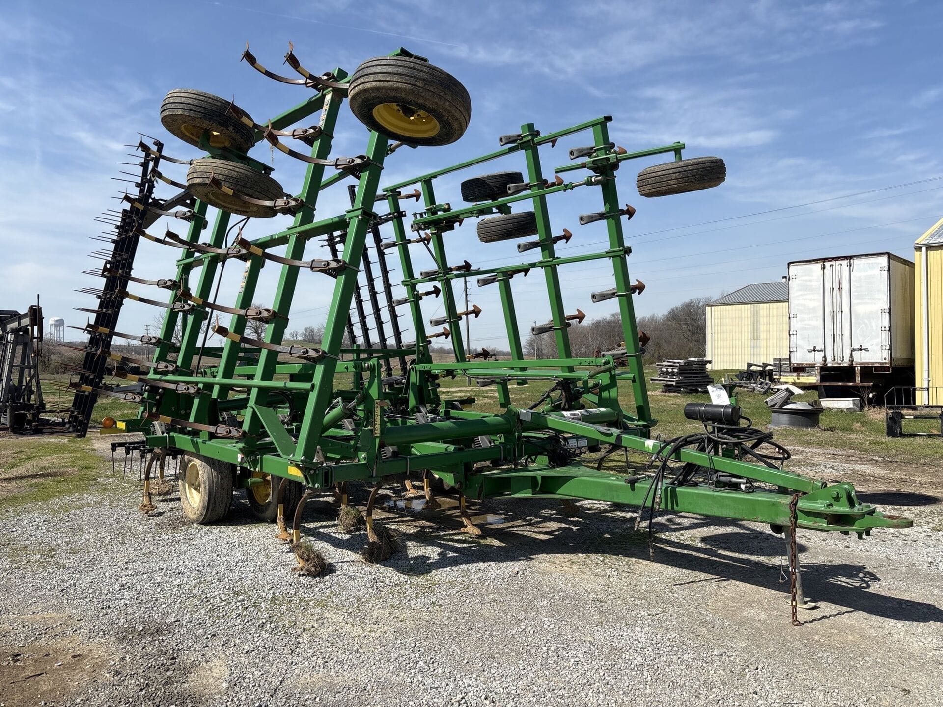Main image John Deere 2210