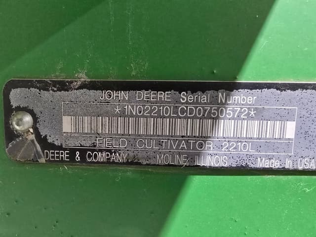 Image of John Deere 2210 equipment image 2