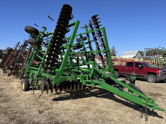 Image of John Deere 2310 equipment image 2