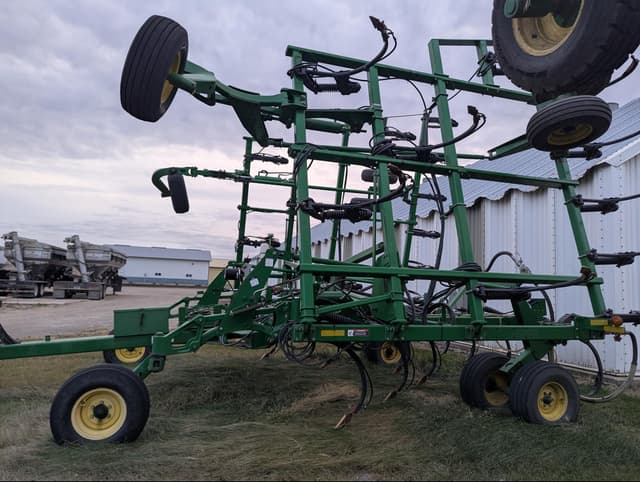 Image of John Deere 2410 equipment image 2