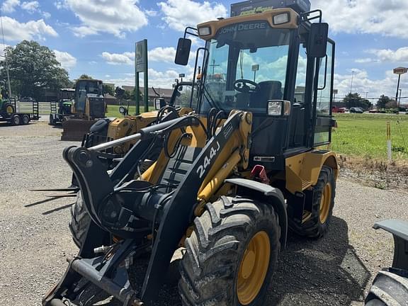 Image of John Deere 244J equipment image 1