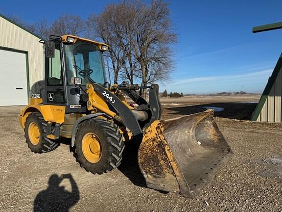 Image of John Deere 244J equipment image 1