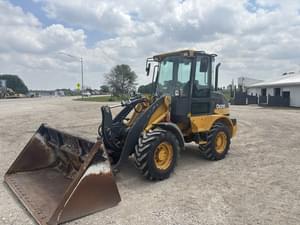 2013 John Deere 244J Image
