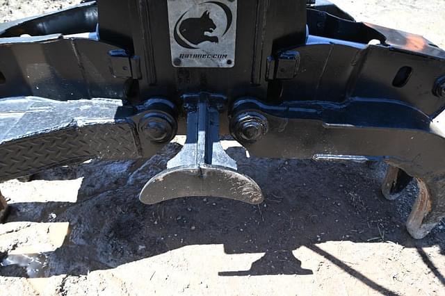 Thumbnail image John Deere 245G LC 12