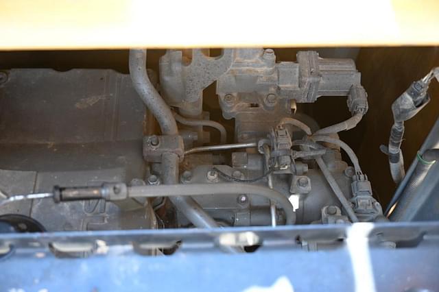 Thumbnail image John Deere 245G LC 74