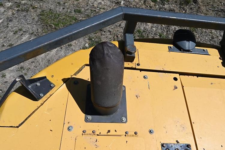 Main image John Deere 245G LC 76