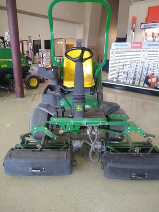 Image of John Deere 2500E equipment image 3