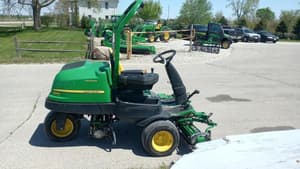 2013 John Deere 2500E Image