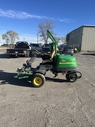 Image of John Deere 2500E equipment image 3