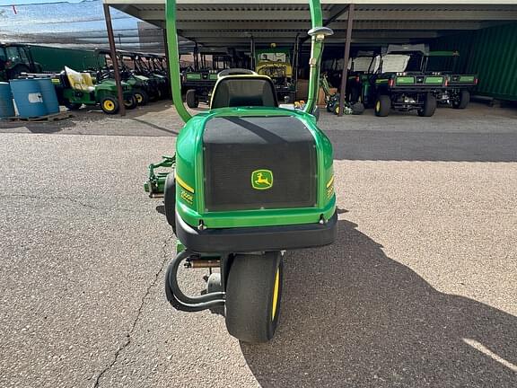 Image of John Deere 2500E equipment image 3