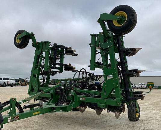 Image of John Deere 2510H Image 0