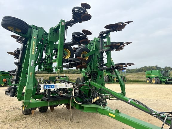 Main image John Deere 2510H