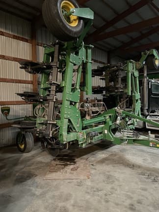 Image of John Deere 2510H Primary image