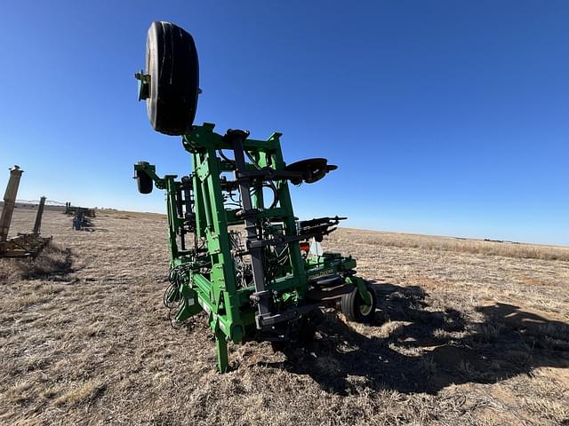 Image of John Deere 2510H equipment image 1